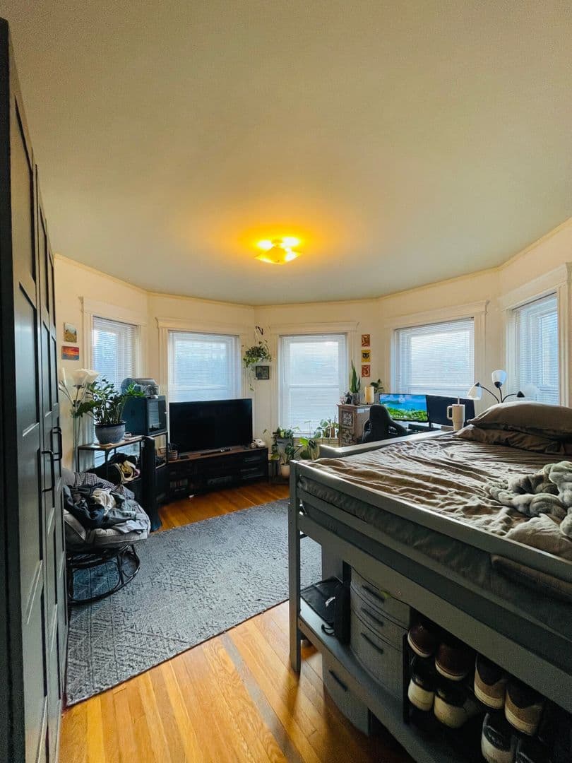 Boston Apartment: 11 Tetlow St