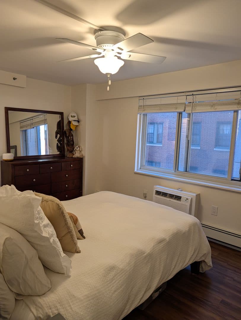 Boston Apartment: 130-140 Bowdoin Street