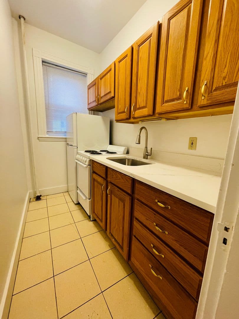 Boston Apartment: 11 Tetlow St