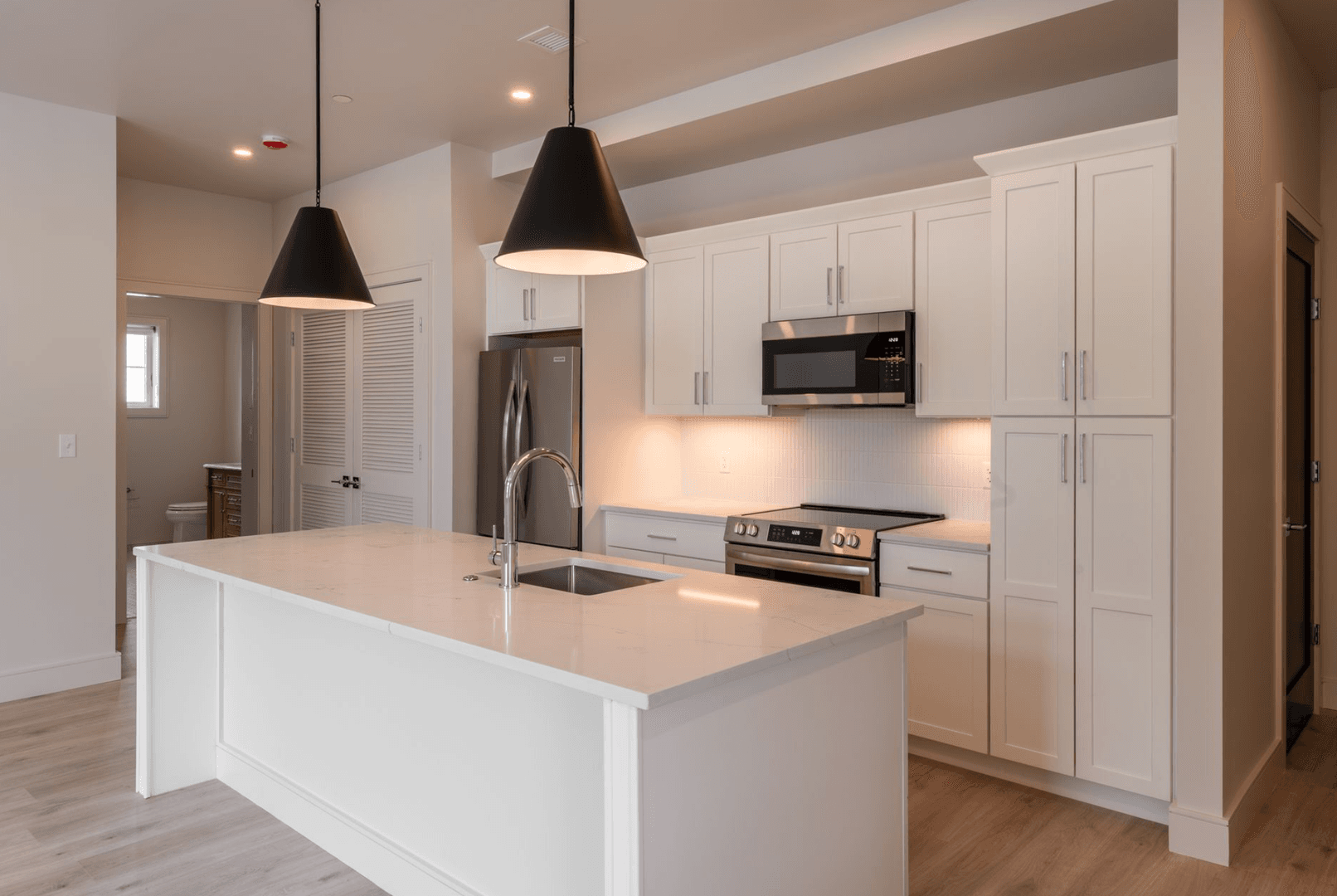 Norwood Apartment: 1223 Washington Street