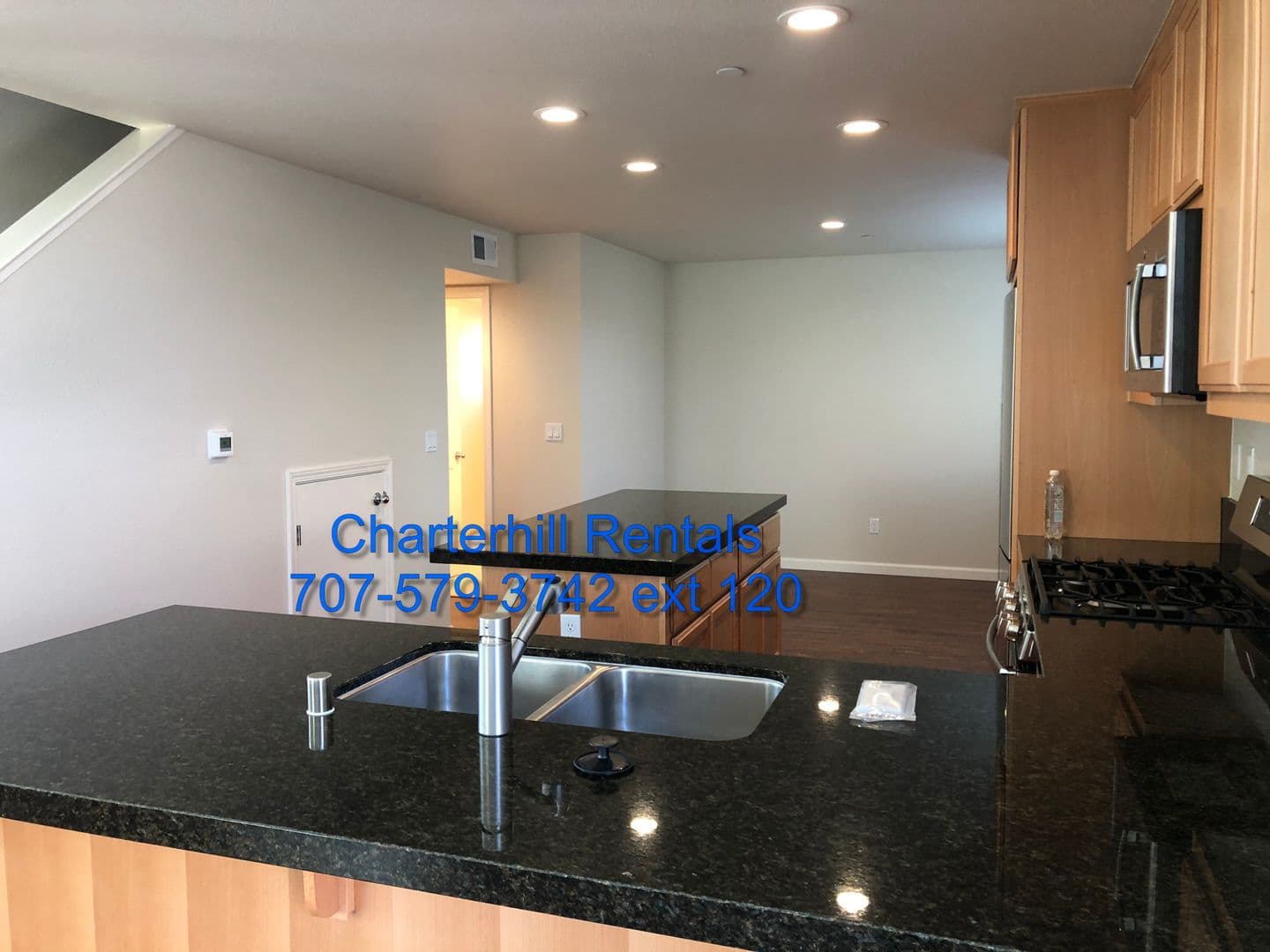 Santa Rosa House: 1623 Nina Court