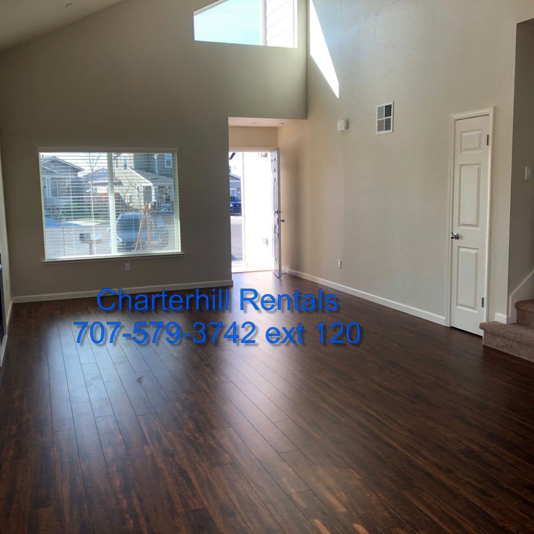 Santa Rosa House: 1623 Nina Court