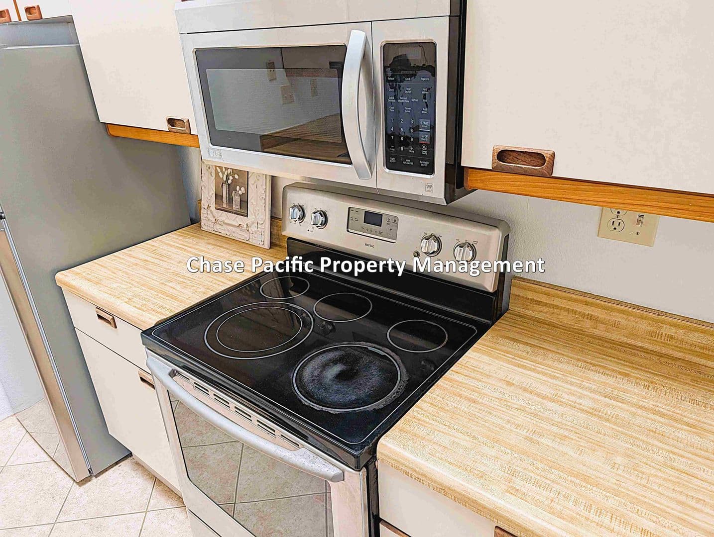 San Diego Condo: 8328 Regents Rd #3B