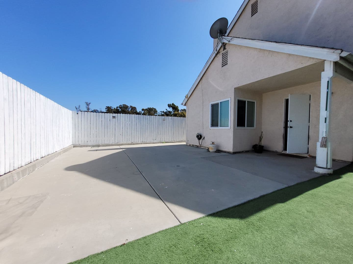 San Diego House: 387 61st Street