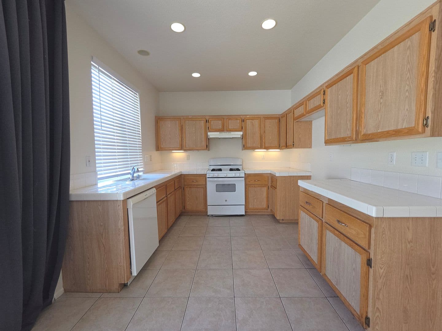 Temecula House: 30704 East Loma Linda