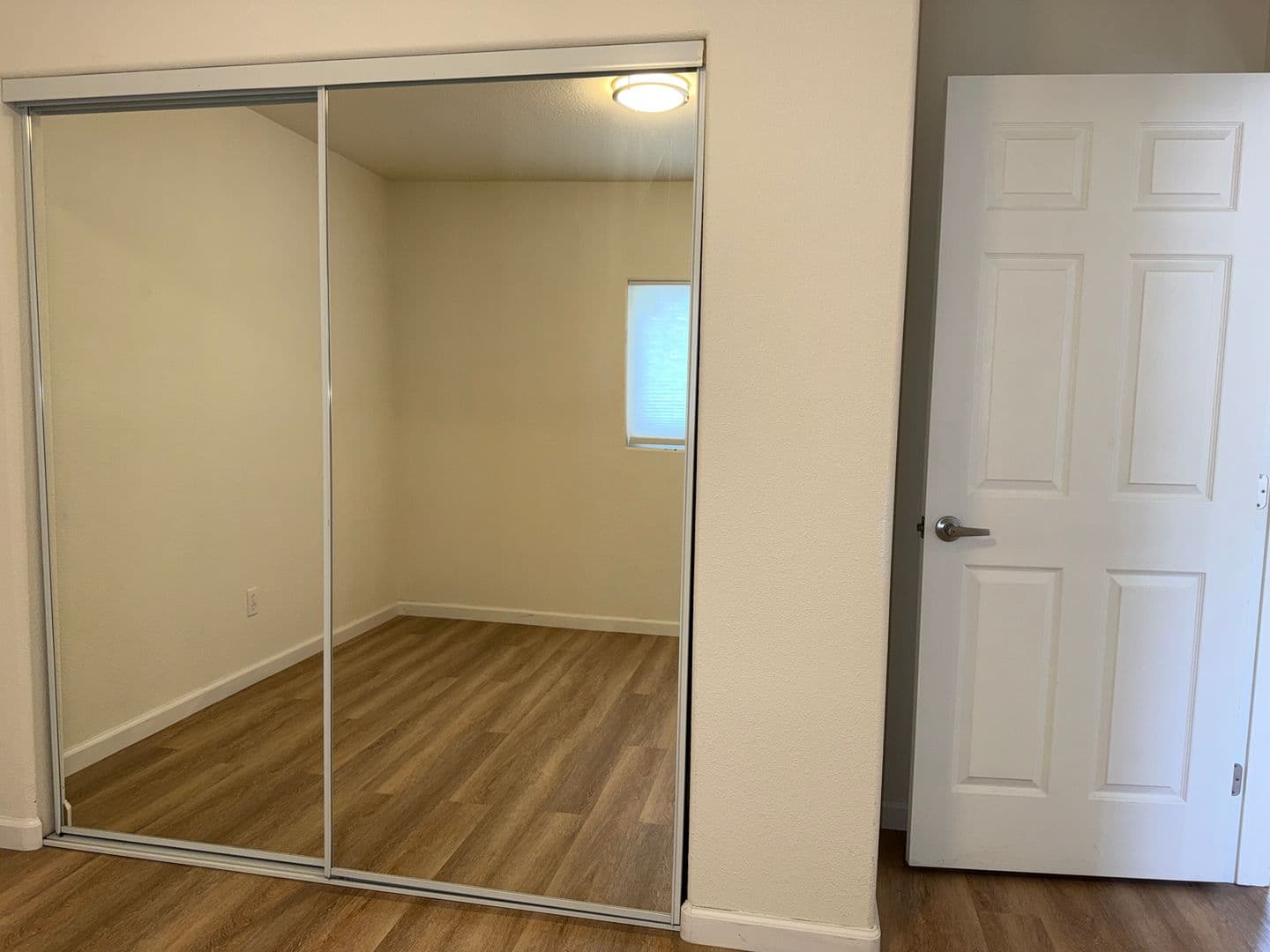Ramona Apartment: 912 D Street