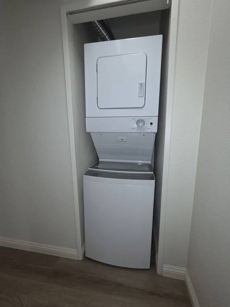San Diego Condo: 3520 Lebon Drive #5220