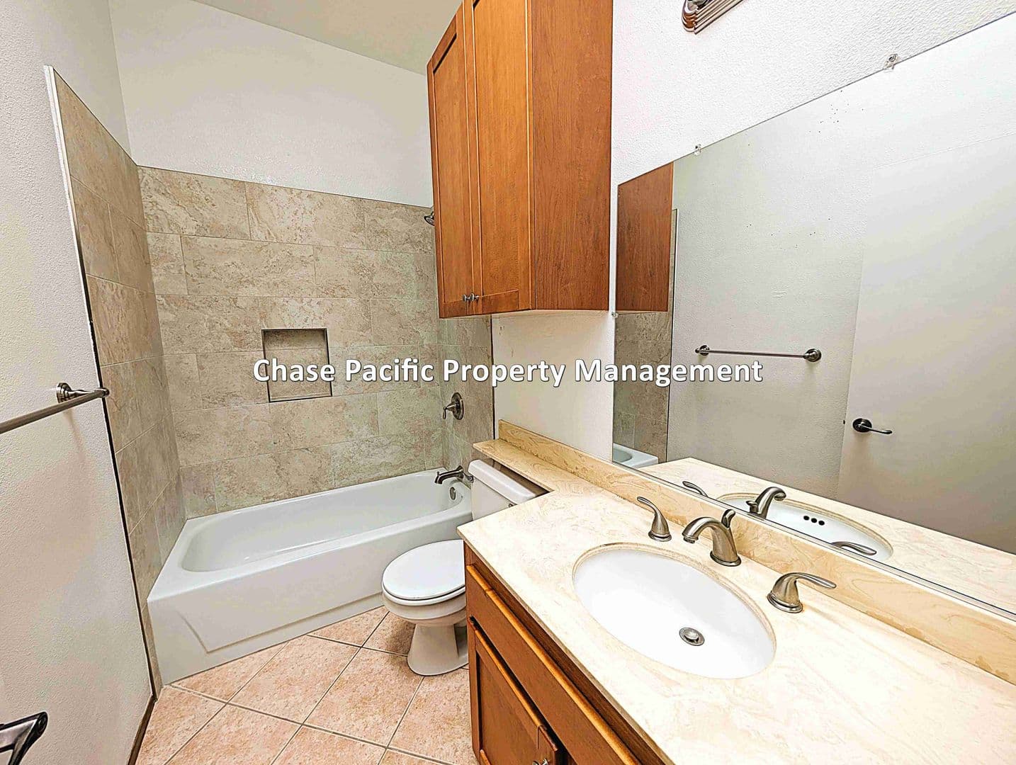 San Diego Condo: 8328 Regents Rd #3B