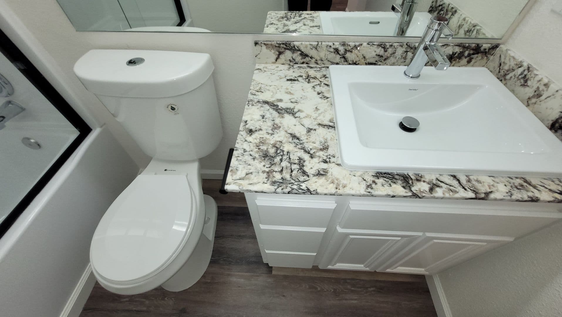 San Diego House: 2050 Camino de la Reina #107