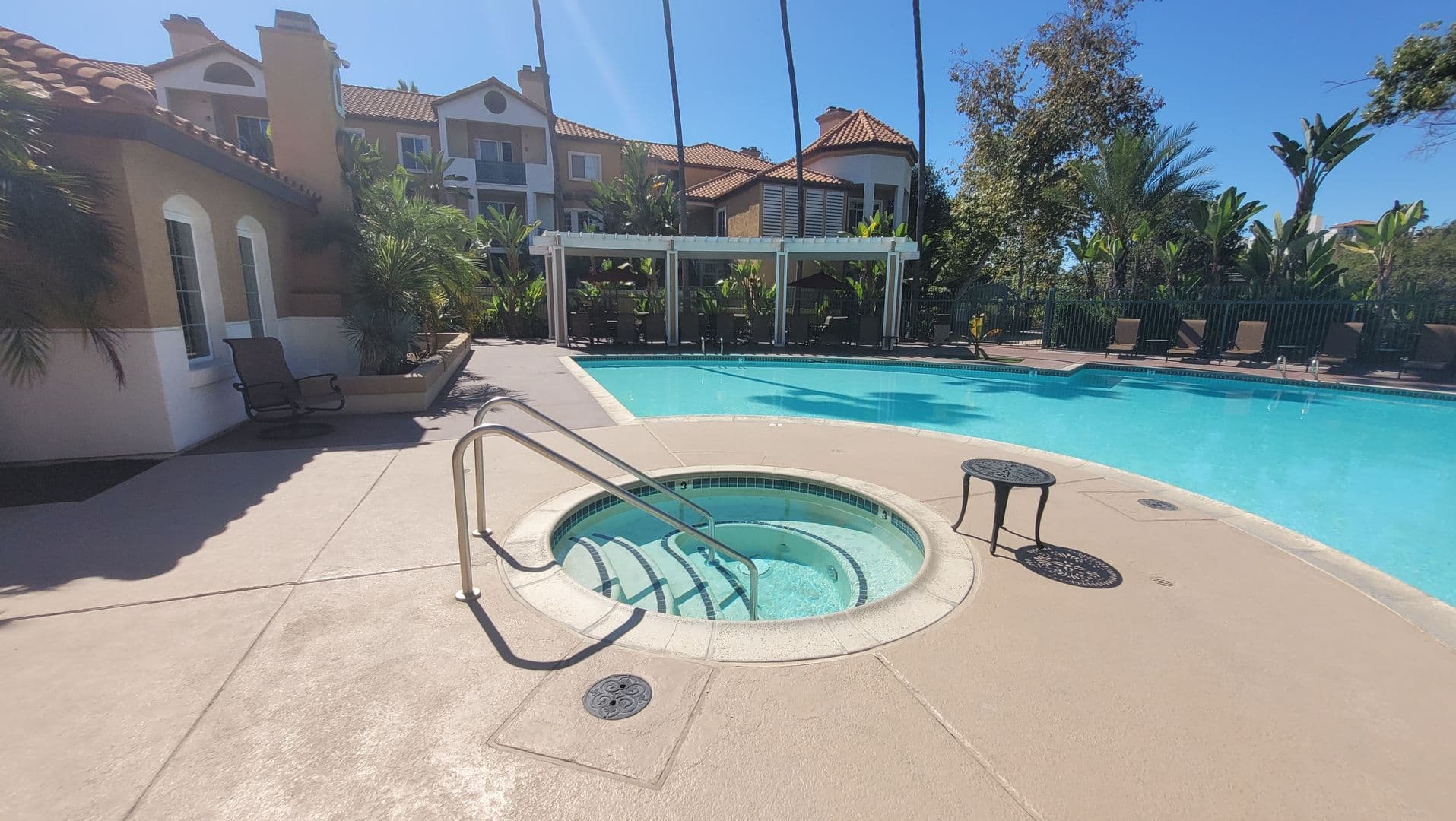 San Diego House: 2050 Camino de la Reina #107