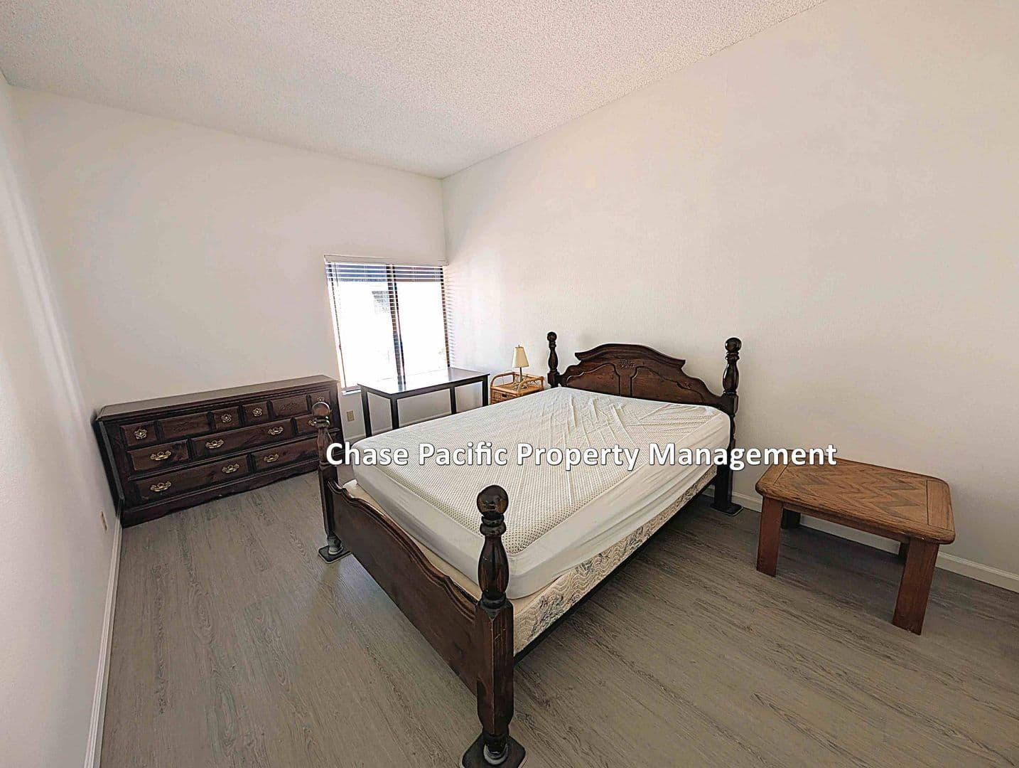 San Diego Condo: 8328 Regents Rd #3B