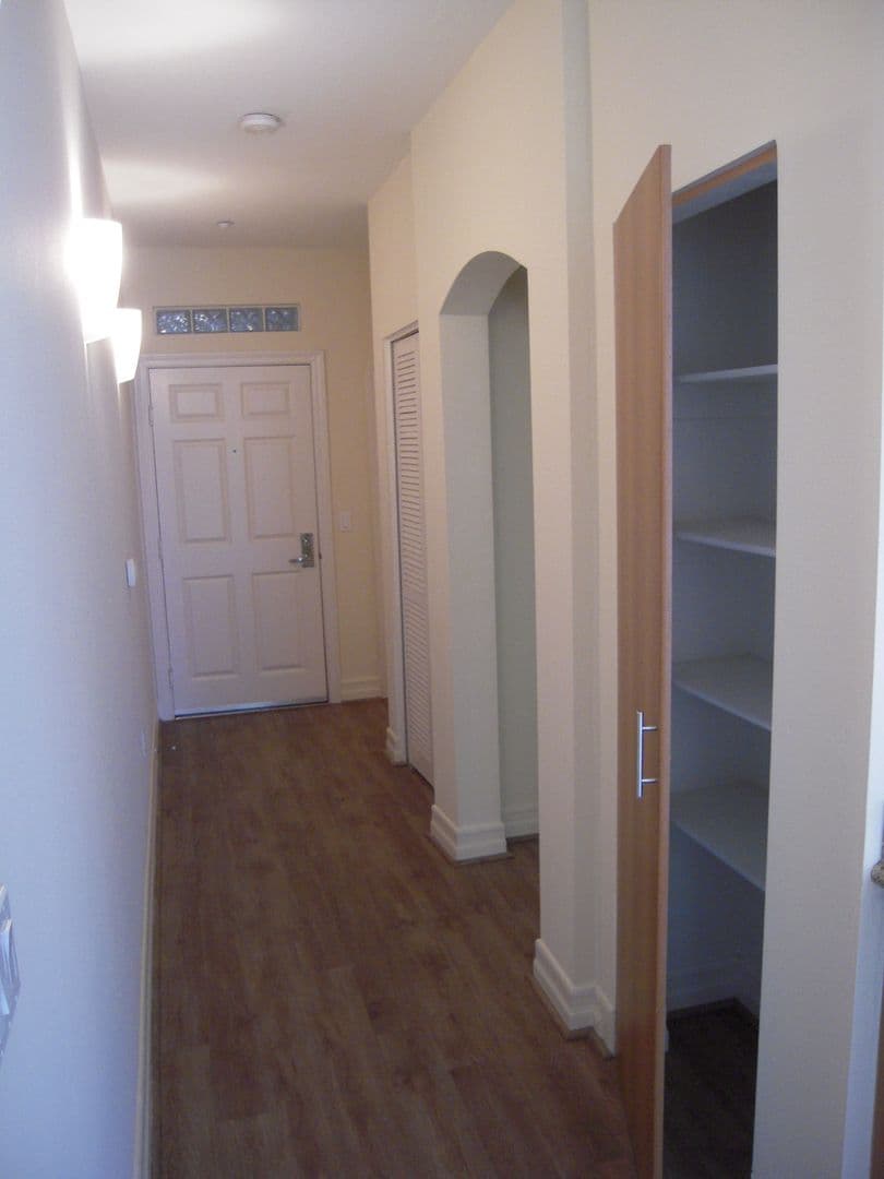San Diego House: 1225 Island Ave #516