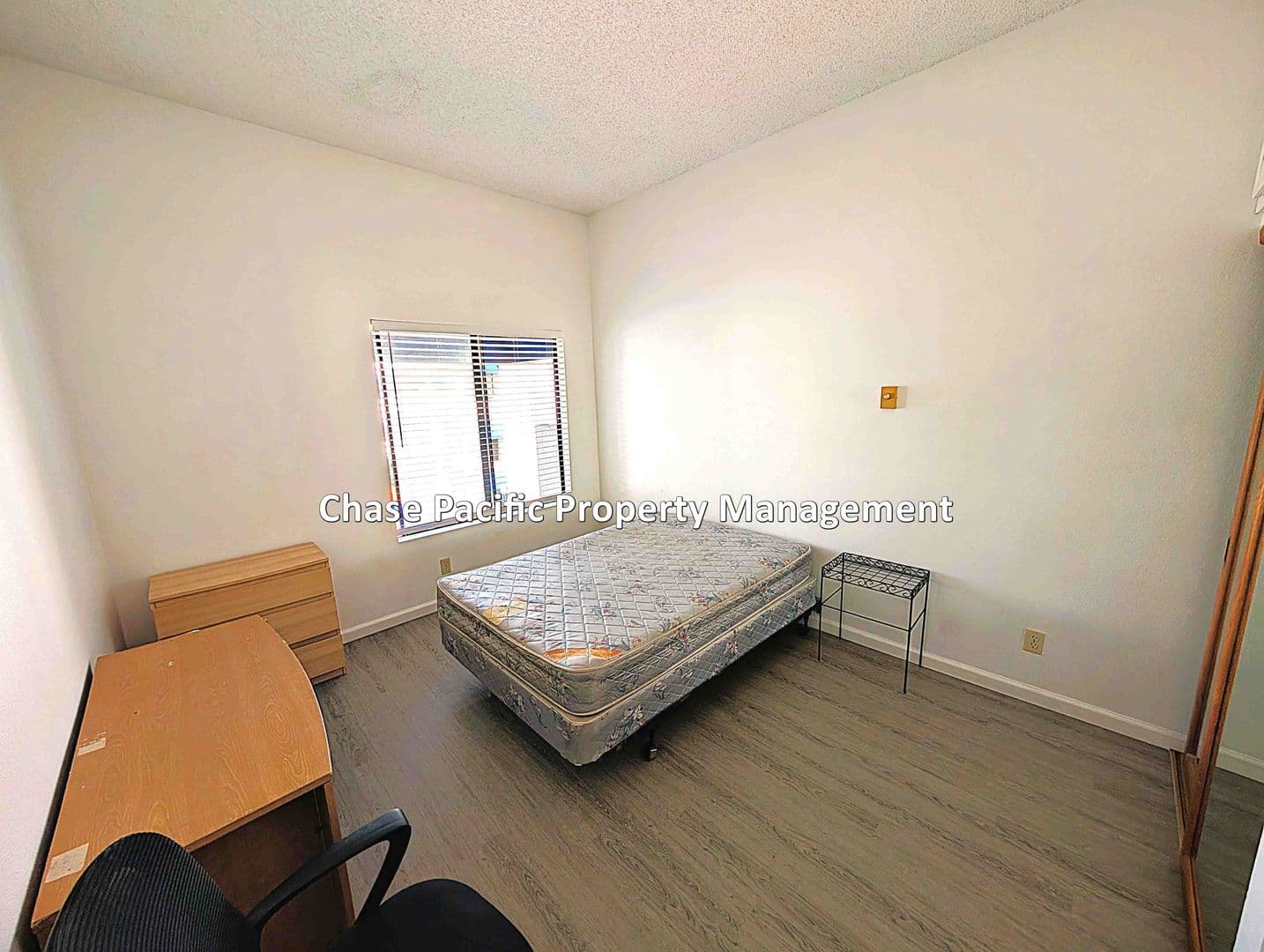 San Diego Condo: 8328 Regents Rd #3B