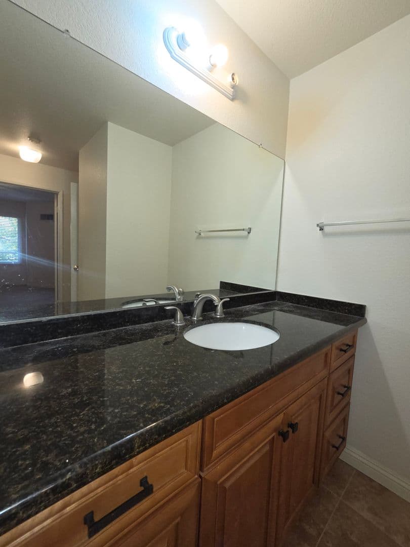 San Diego Condo: 3520 Lebon Drive #5220