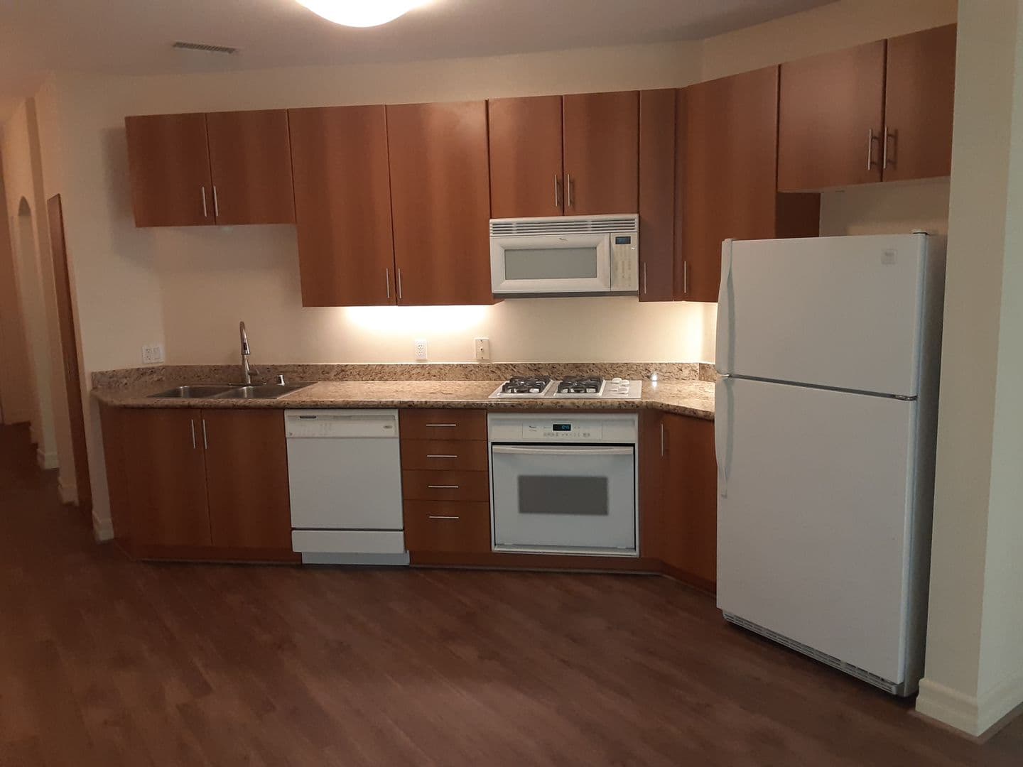 San Diego House: 1225 Island Ave #516