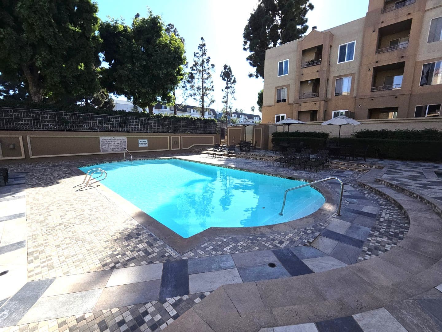 San Diego Condo: 3520 Lebon Drive #5220