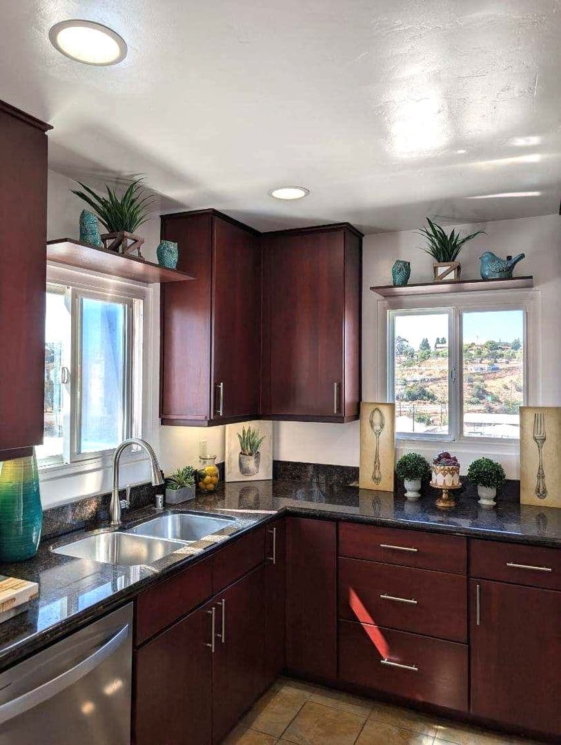 San Diego House: 1150 21st Street #25