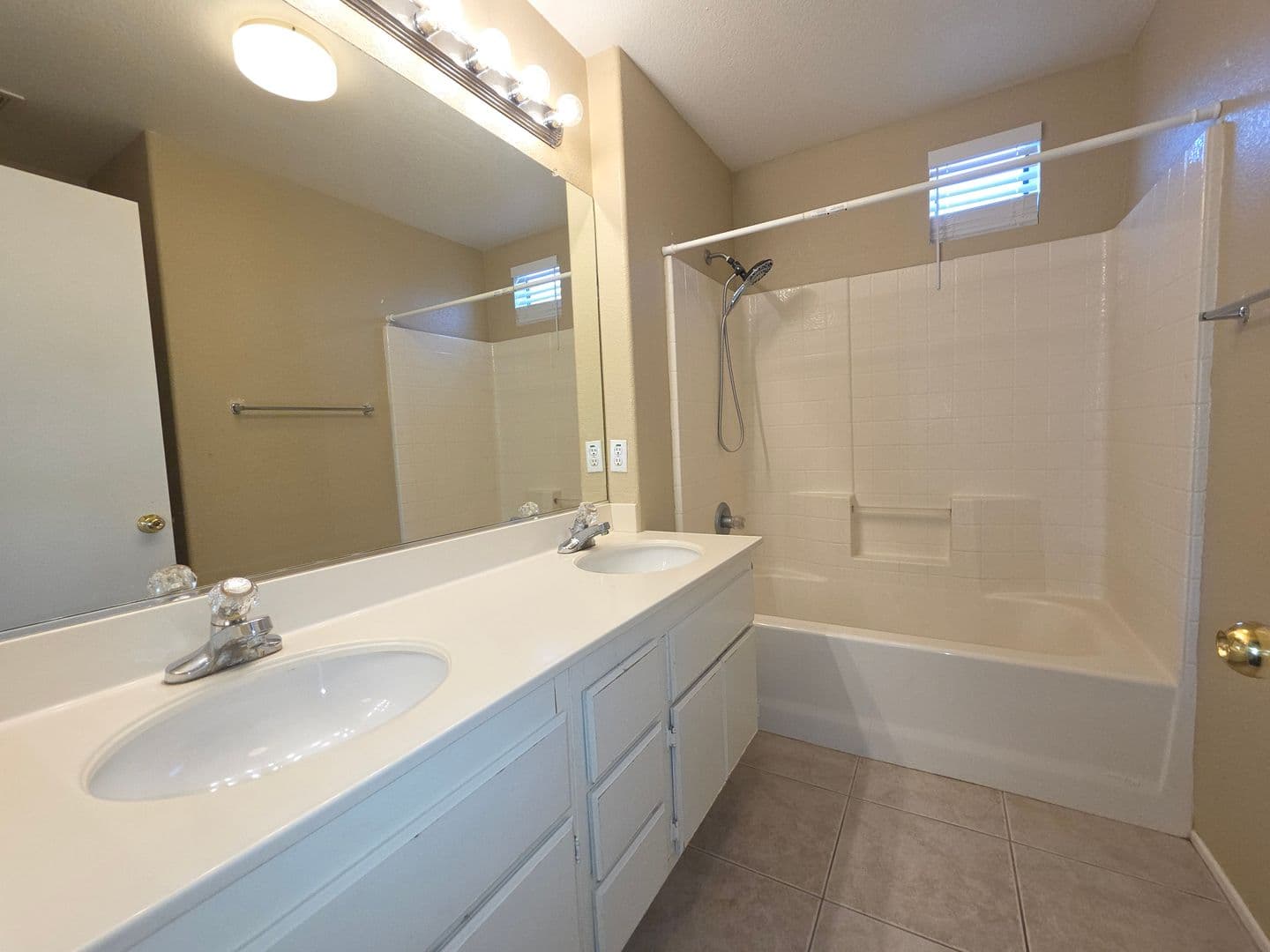 Temecula House: 30704 East Loma Linda