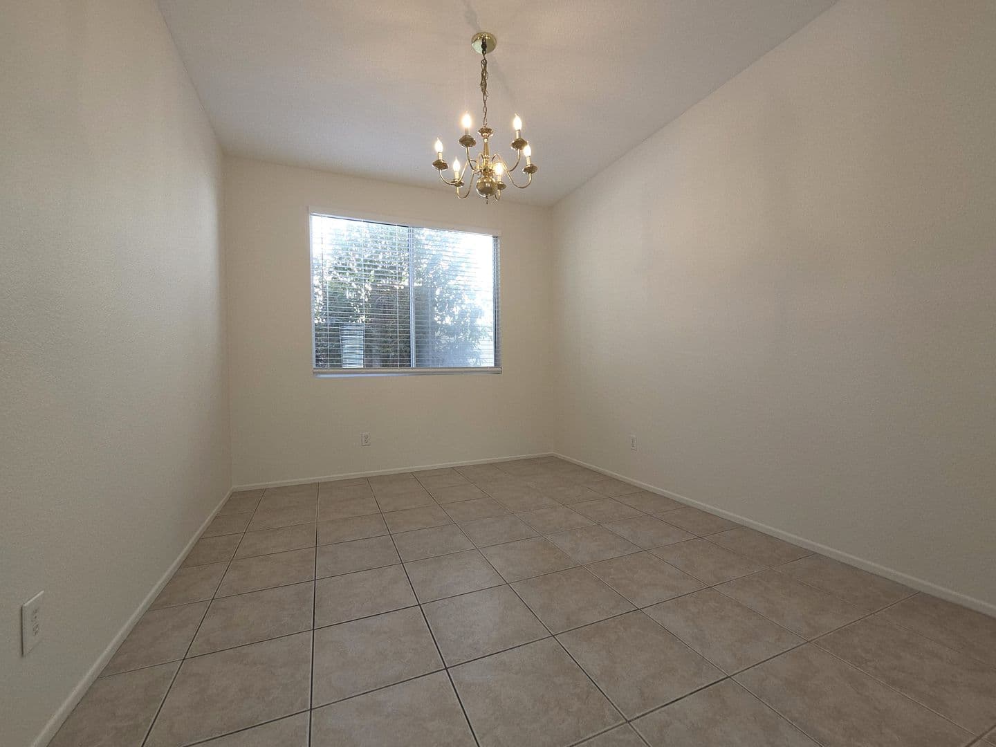 Temecula House: 30704 East Loma Linda