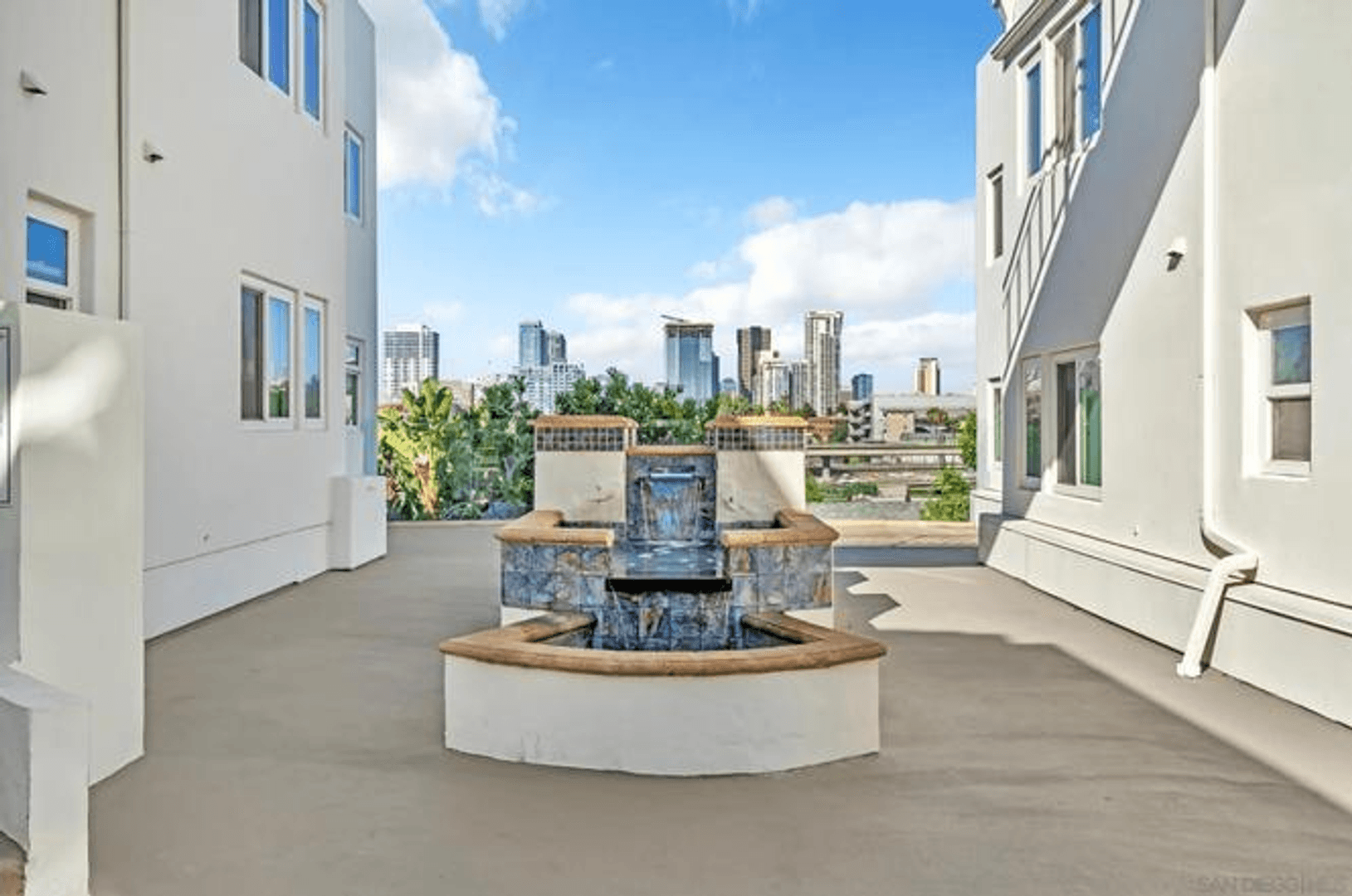 San Diego House: 1150 21st Street #25