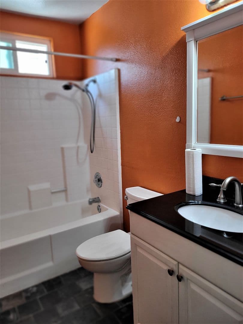 San Diego House: 387 61st Street
