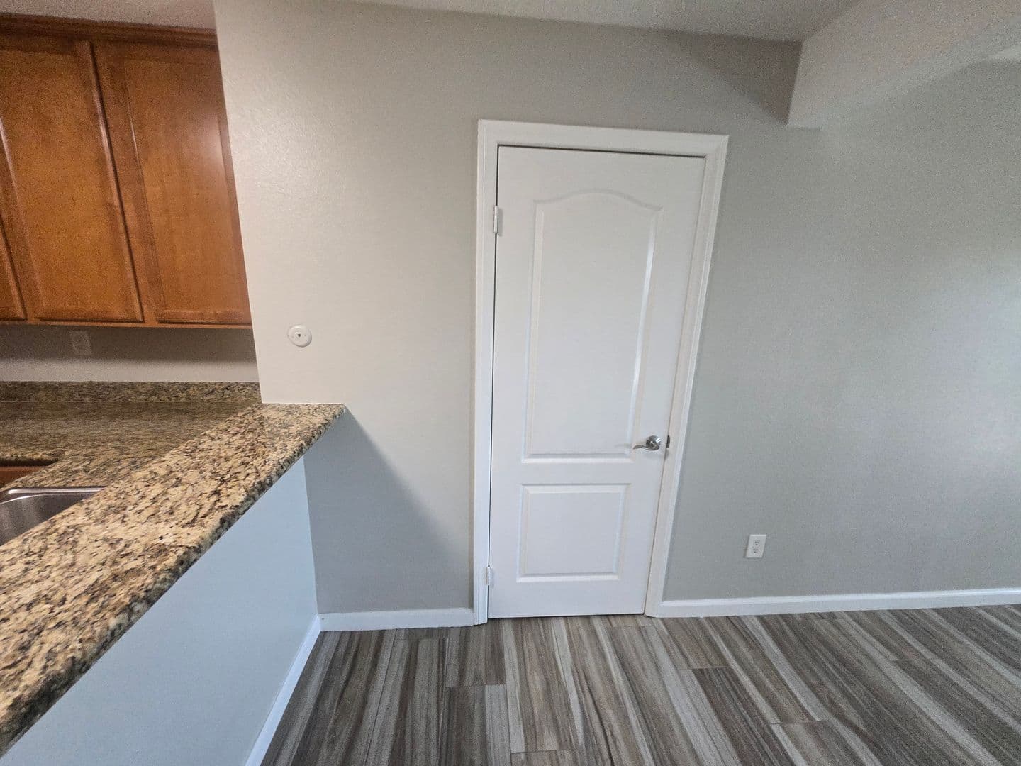 San Diego Condo: 3454 Castle Glen Dr
