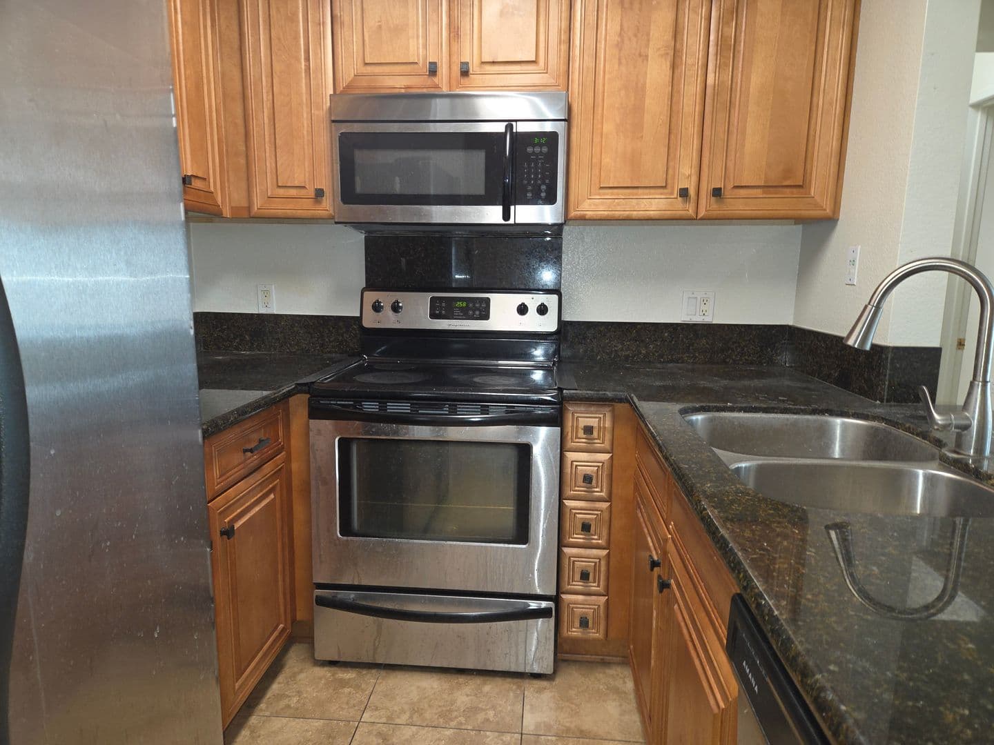 San Diego Condo: 3520 Lebon Drive #5220