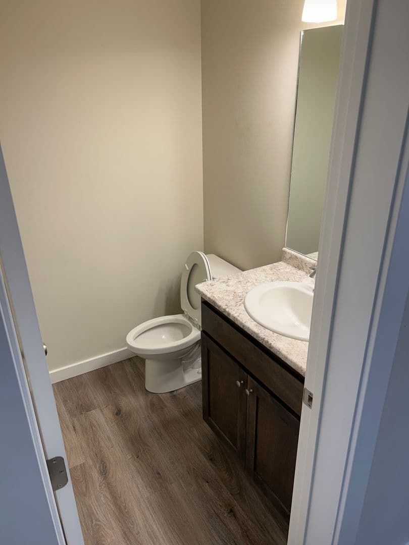 Belgrade Apartment: 701 13th St