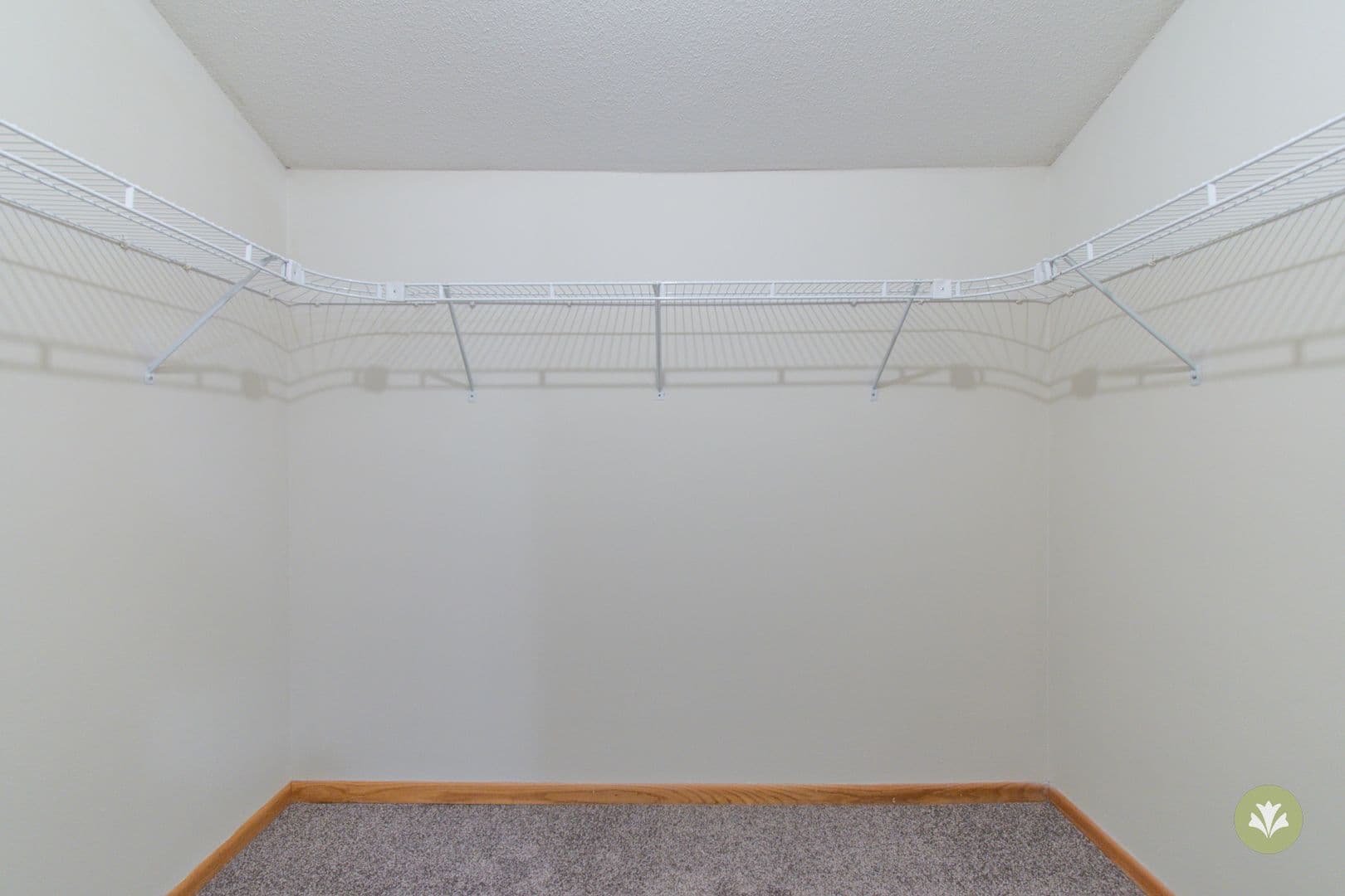 Lincoln Apartment: Charleston Court Apts & THs