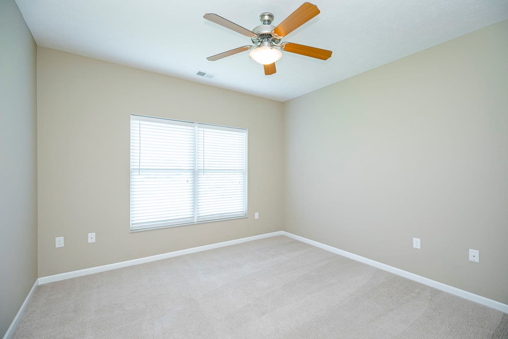 Lincoln Apartment: Chateau La Fleur2