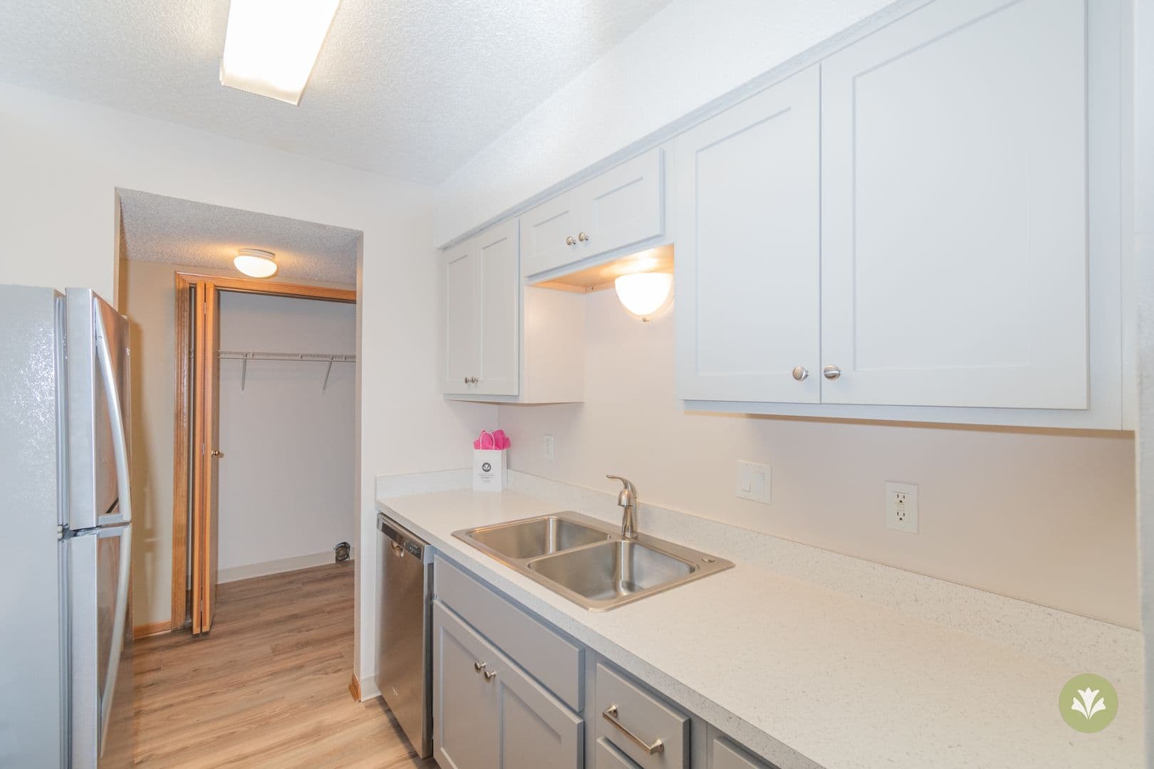 Lincoln Apartment: Chateau LaFleur