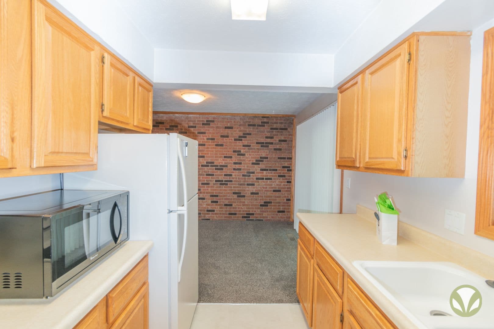 Lincoln Apartment: ChateauTownhomes