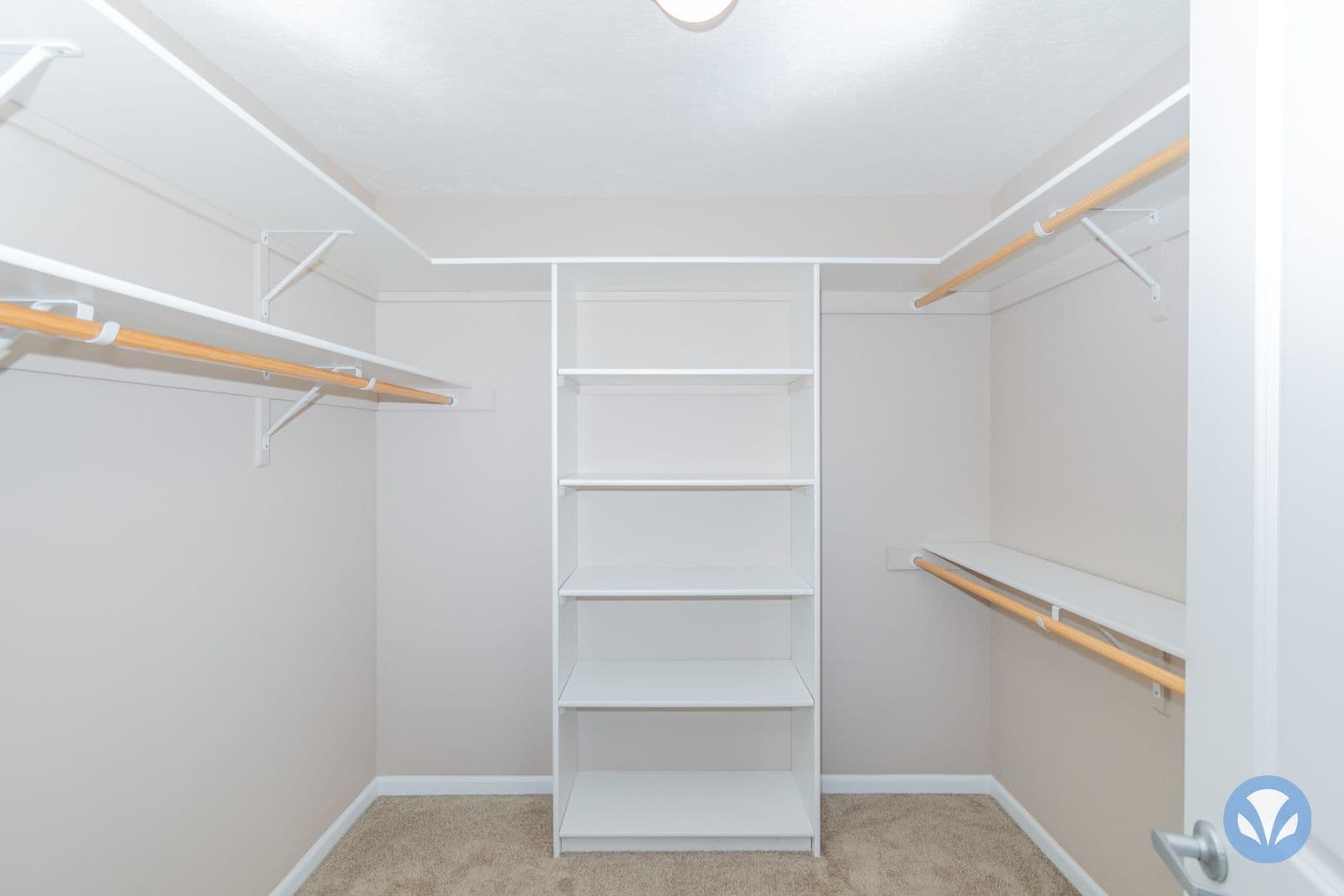 Lincoln Apartment: Sherman Village