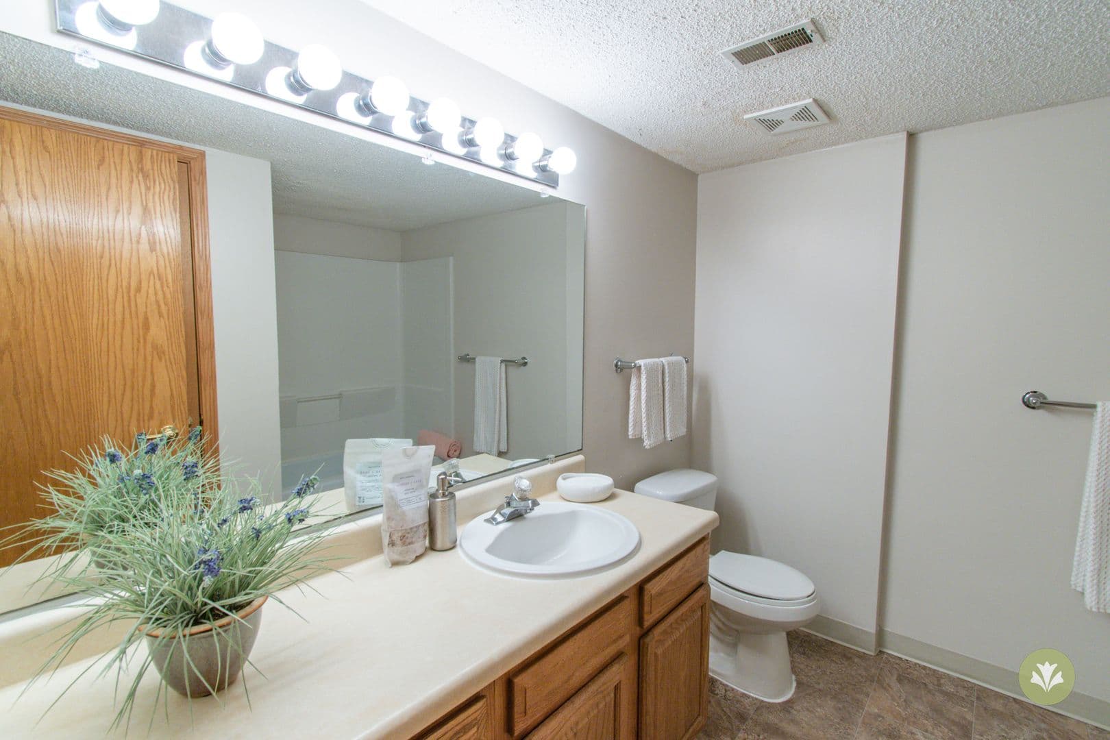 Lincoln Apartment: Chateau LaFleur