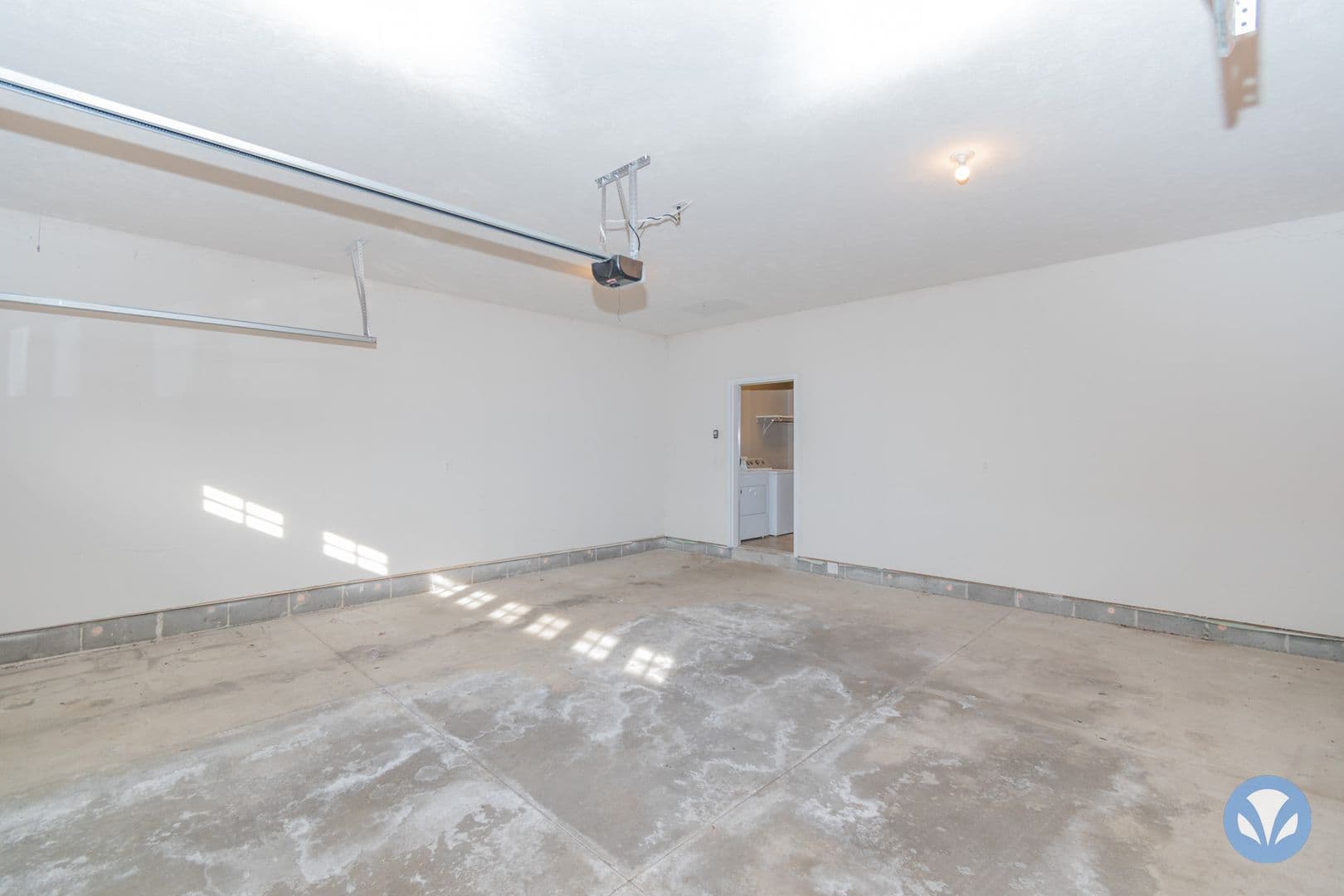 Lincoln Apartment: Sherman Village