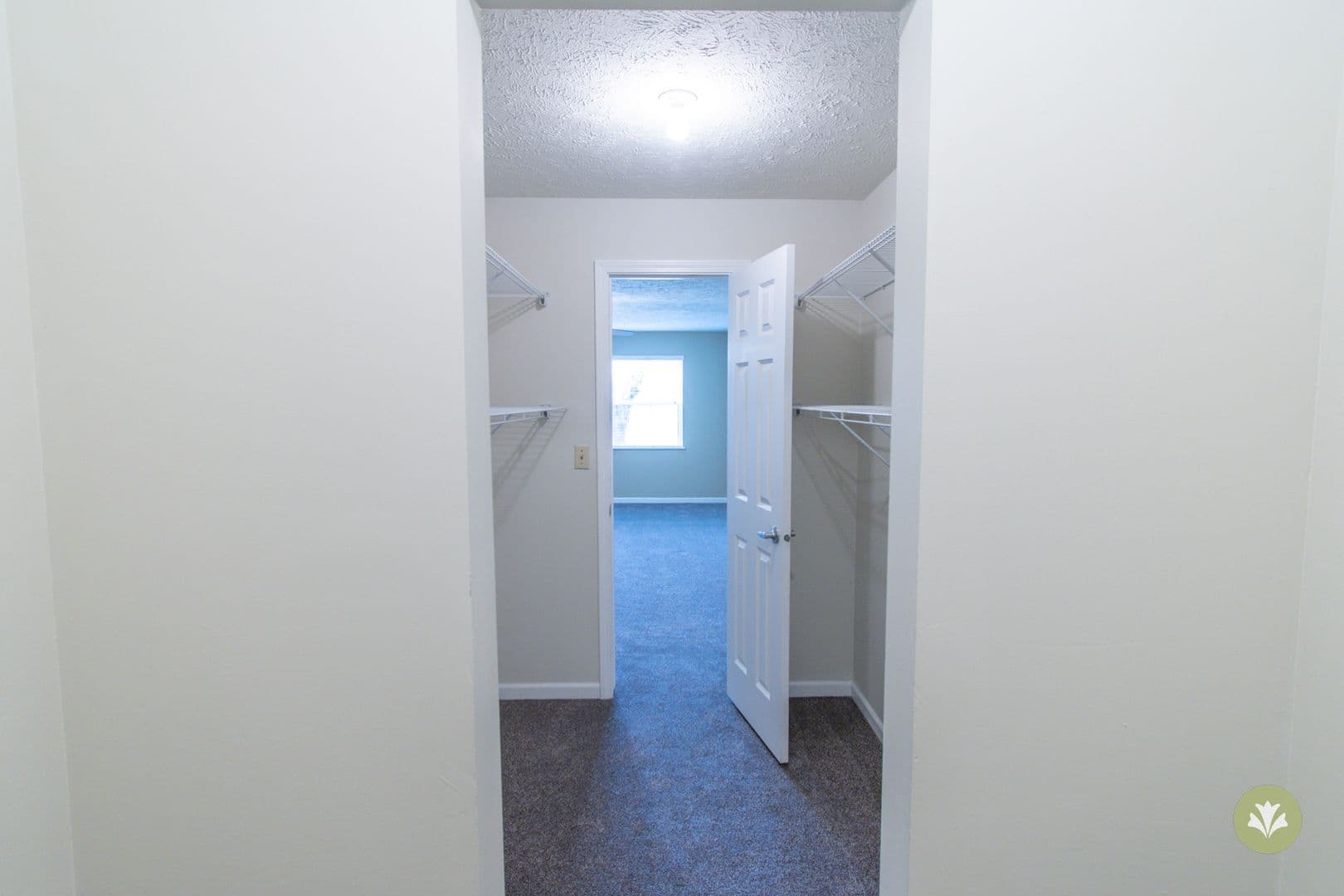Lincoln Apartment: Adriana Court