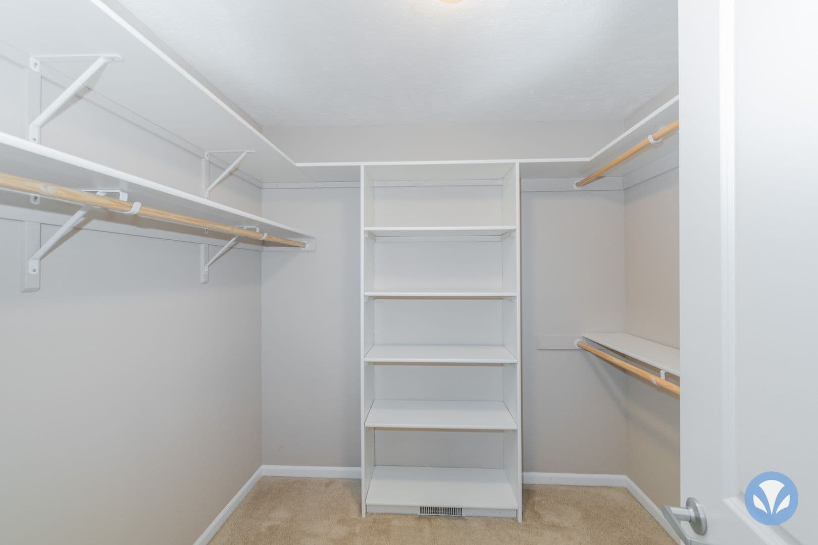 Lincoln Apartment: Sherman Village