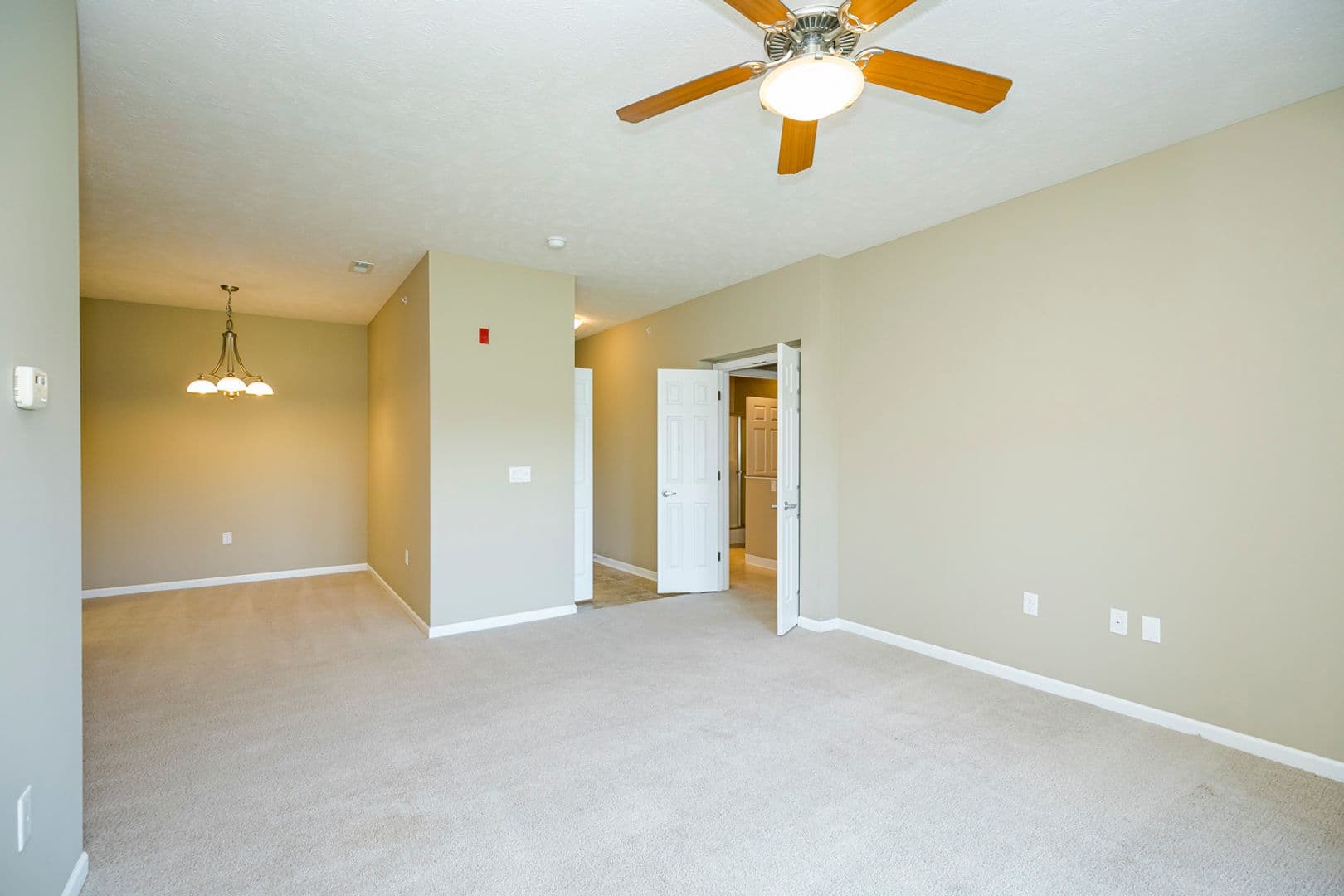 Lincoln Apartment: Chateau La Fleur2