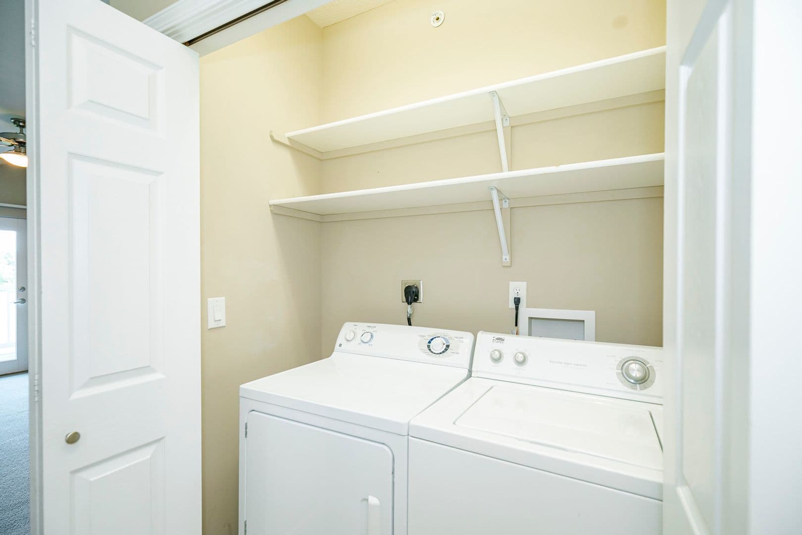 Lincoln Apartment: Chateau La Fleur2