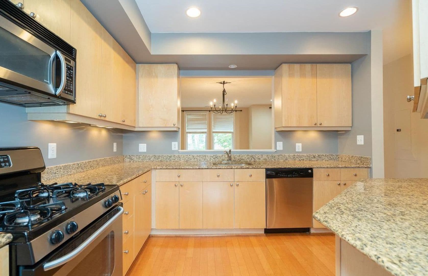 Washington Condo: 1354B Monroe Street, NW