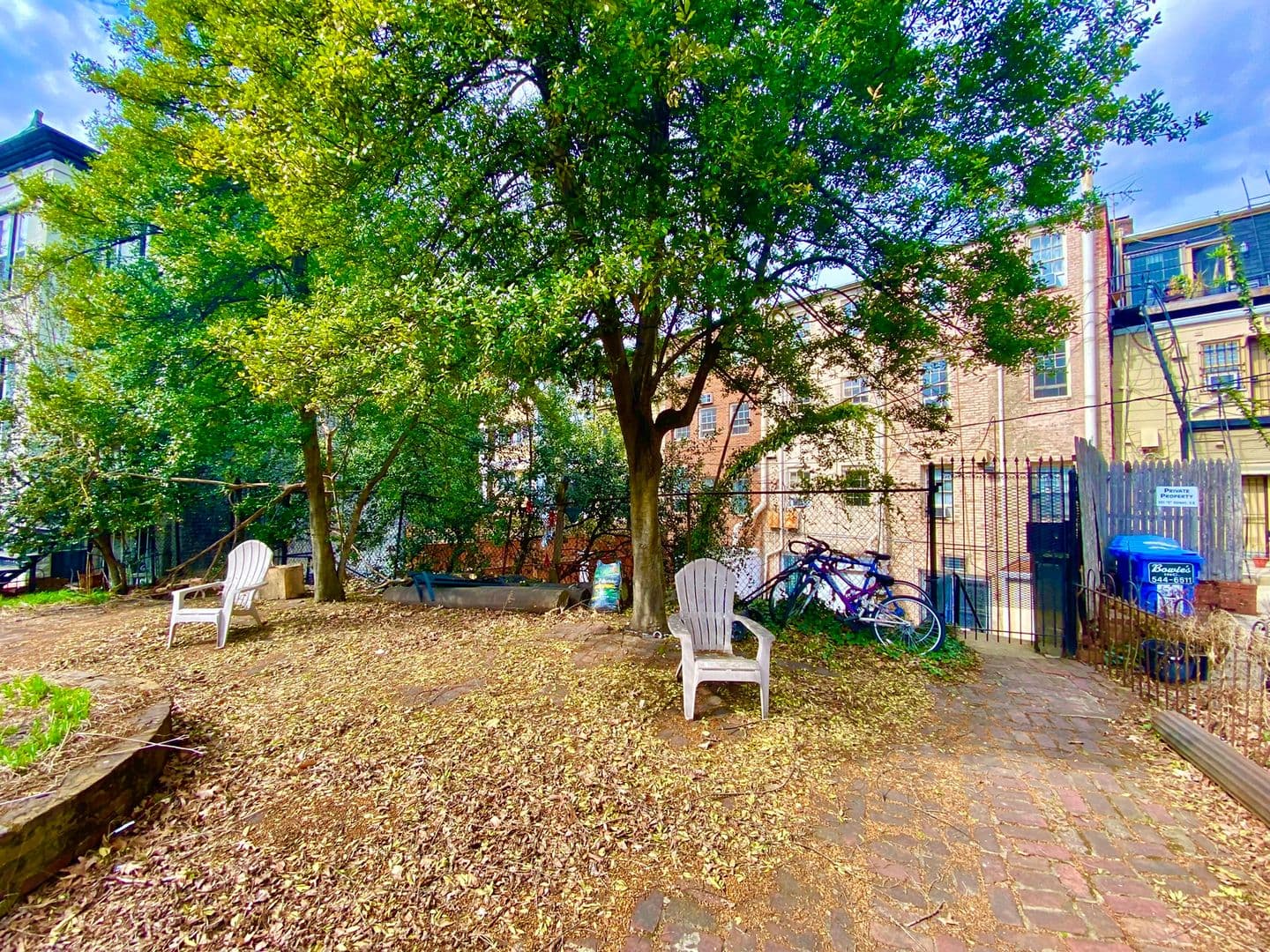 Washington Apartment: 327 C Street, SE