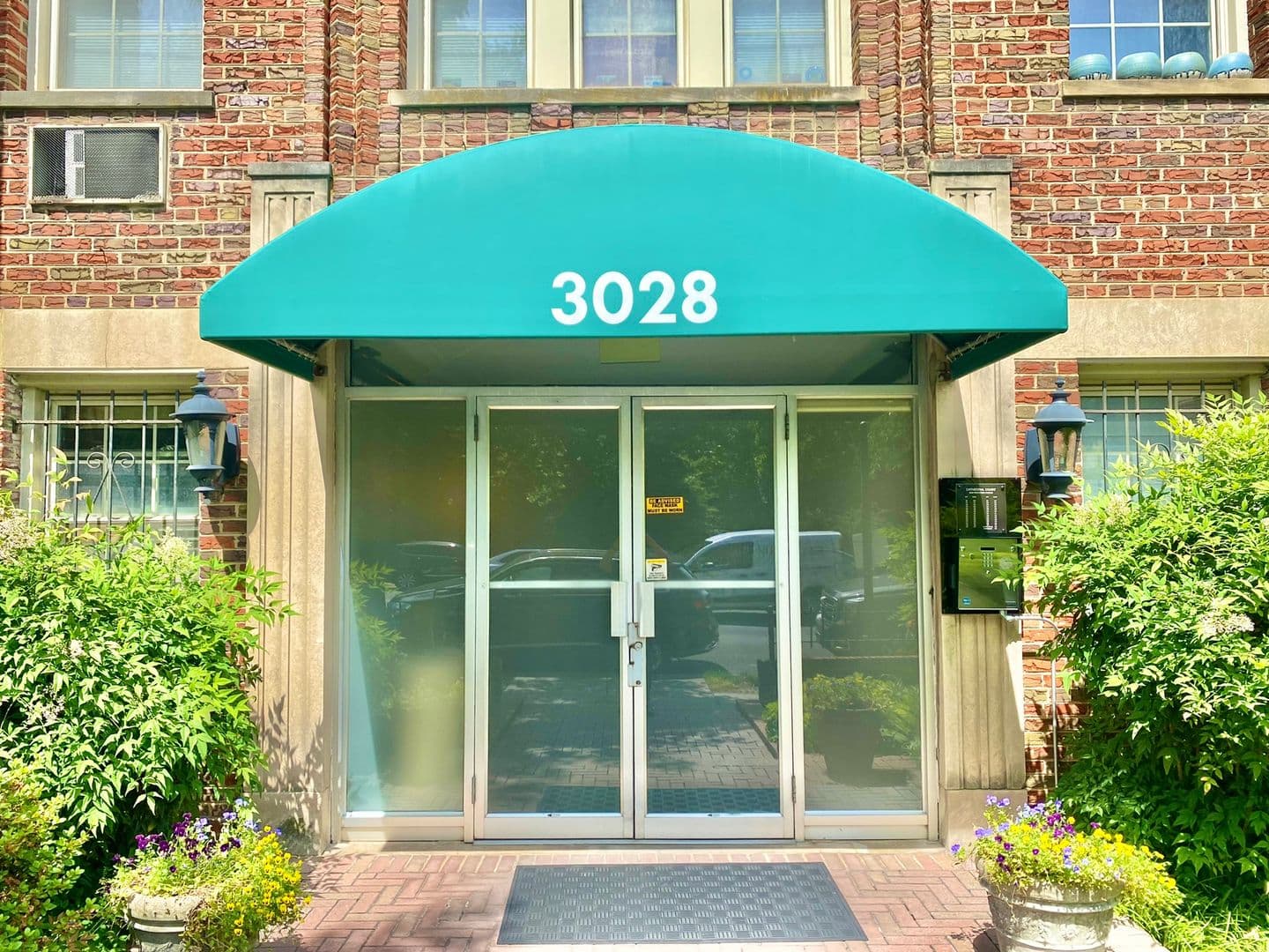 Washington Condo: 3028 Wisconsin Ave NW #106