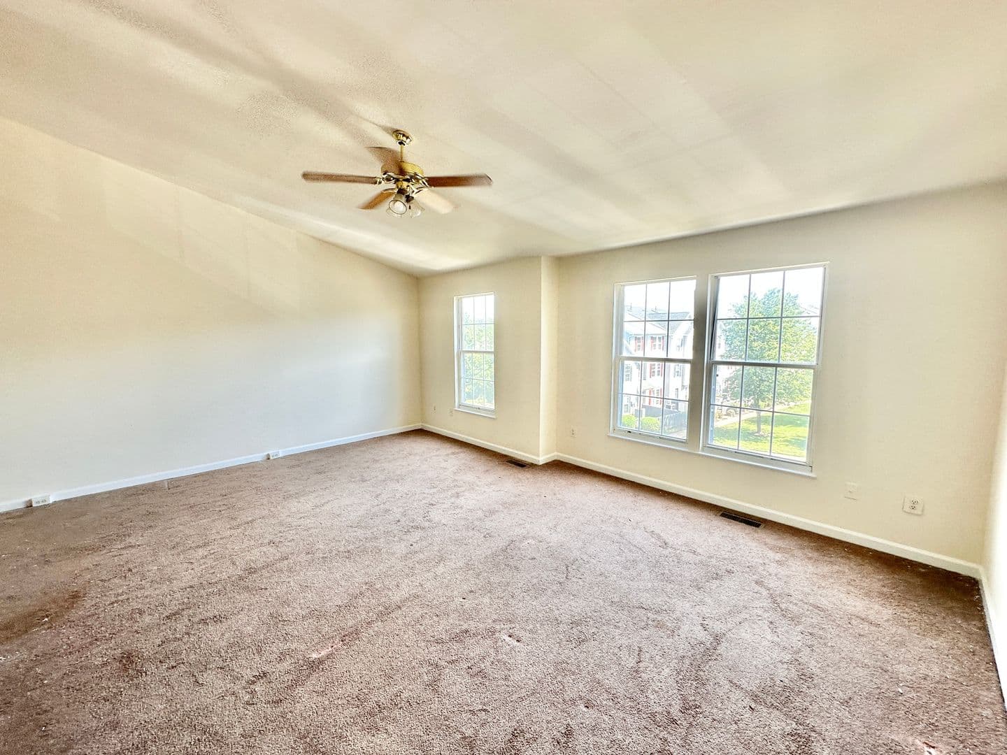 Manassas Townhome: 9334 Witch Hazel Way