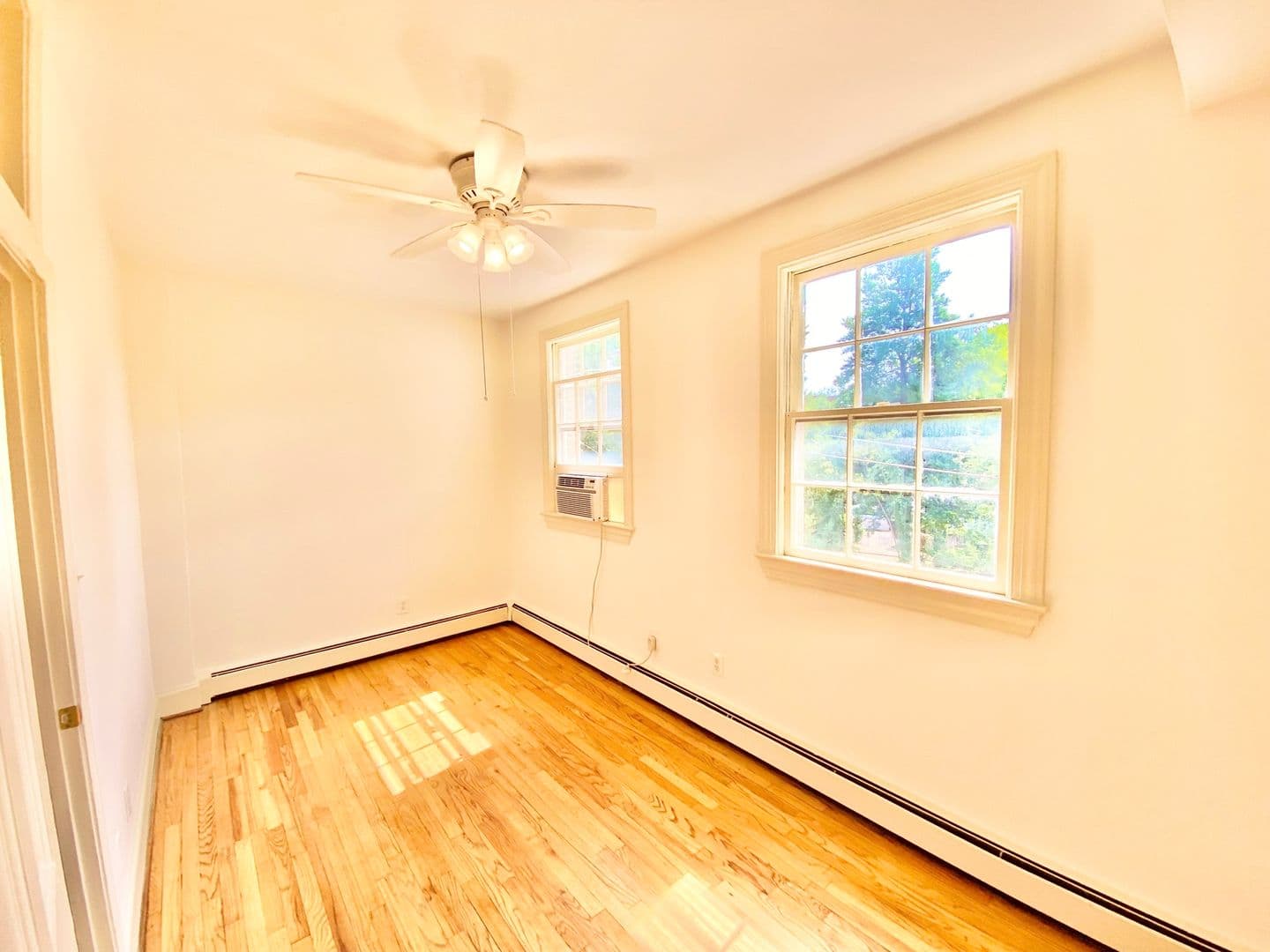 Washington Apartment: 327 C Street, SE