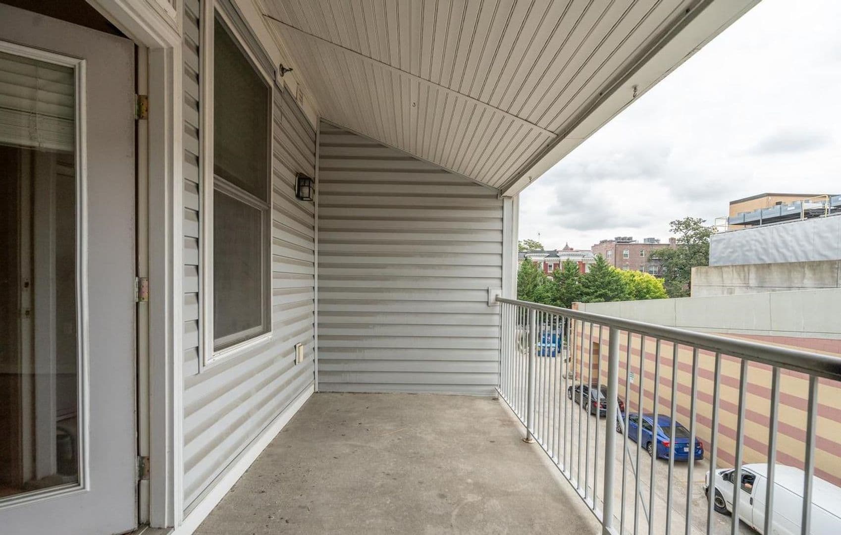 Washington Condo: 1354B Monroe Street, NW