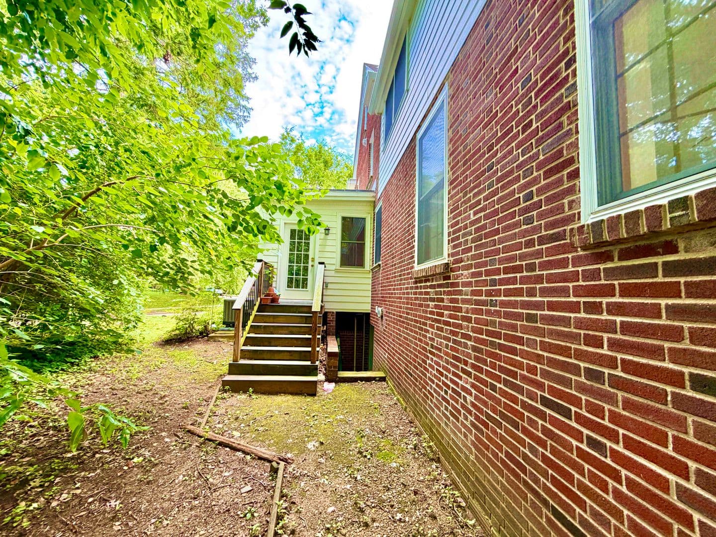 Washington House: 7538 Morningside Drive NW