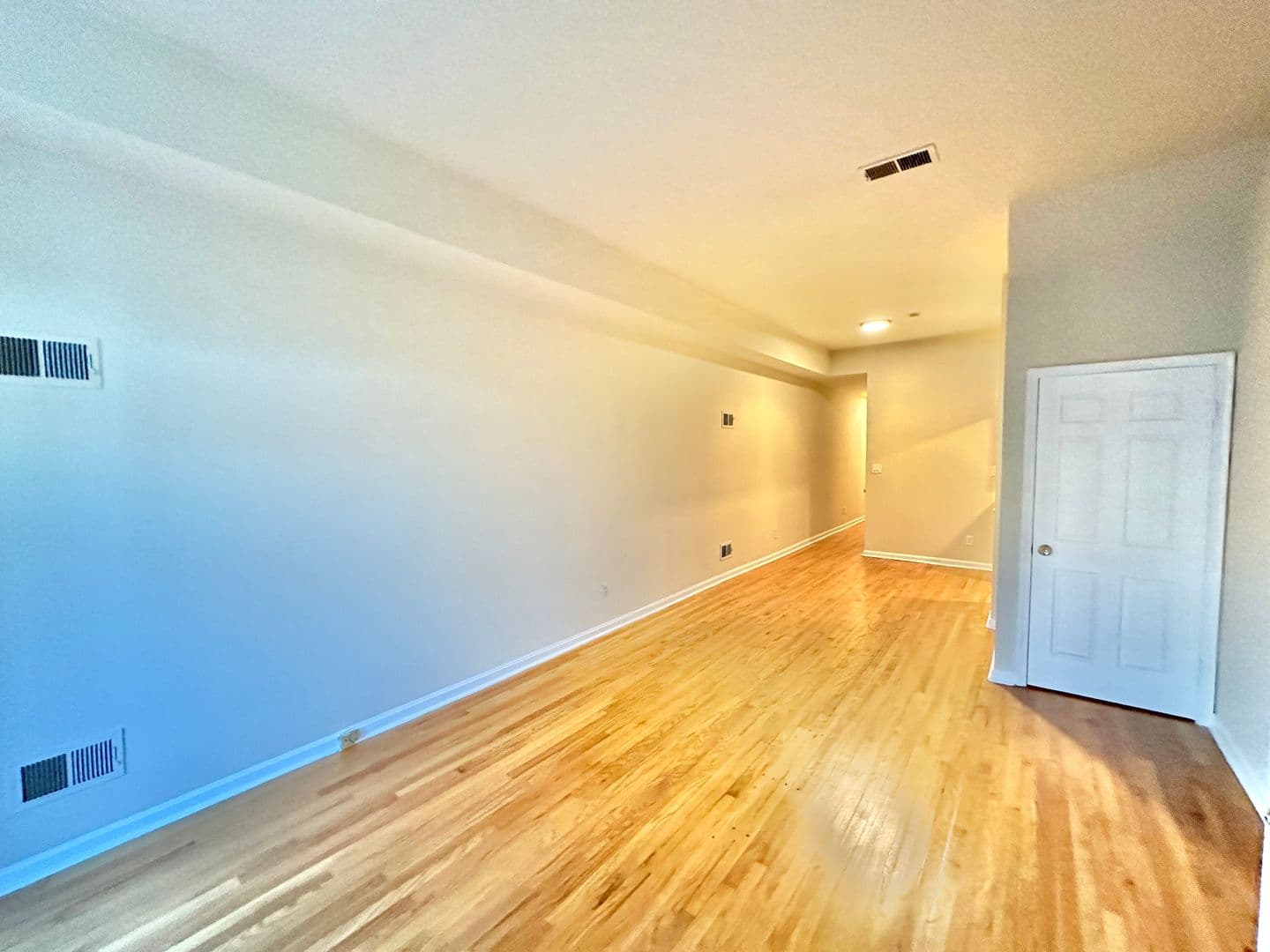 Washington Apartment: 1762 U Street NW