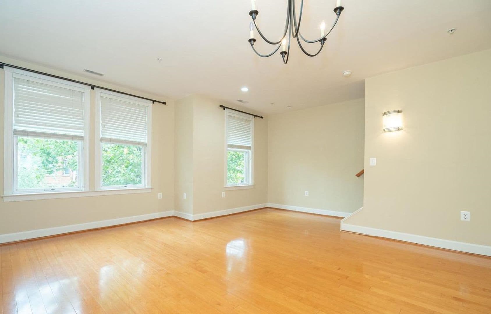 Washington Condo: 1354B Monroe Street, NW