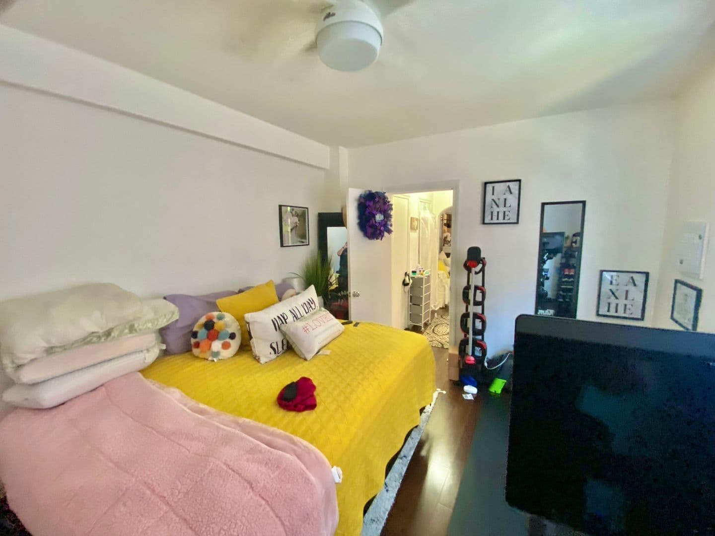 Washington Condo: 3028 Wisconsin Ave NW #106