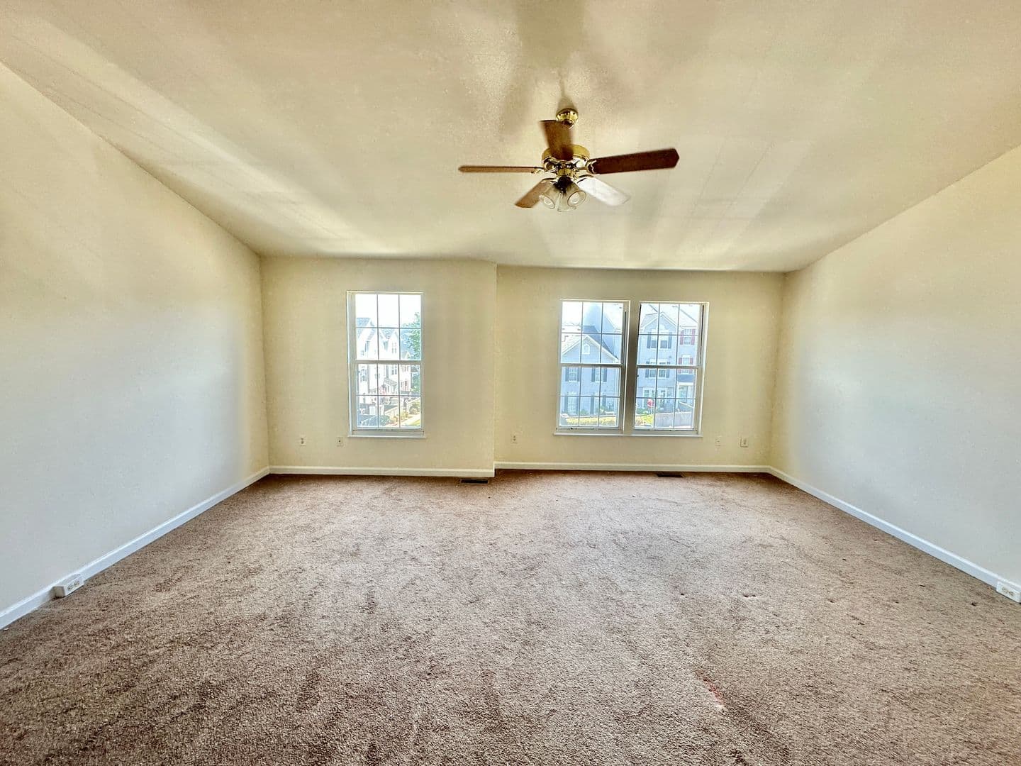 Manassas Townhome: 9334 Witch Hazel Way